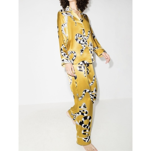 Olivia von Halle Other - Olivia Von Halle • Gold Snake Print Silk-Satin Lila Seduction Pyjama Set